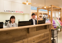 写真：らかんスタジオ