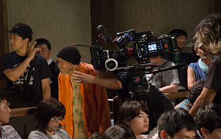 映画「海辺の映画館ーキネマの玉手箱」