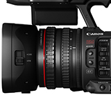 写真：3連リングを備えた小型・軽量ボデ