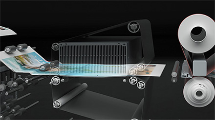 冷却機構で用紙の反りや貼り付きを抑制（イメージ）