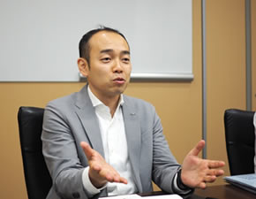 株式会社エフアンドエム