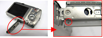 バッテリーカバー内側の写真